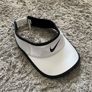 Nike Visor
